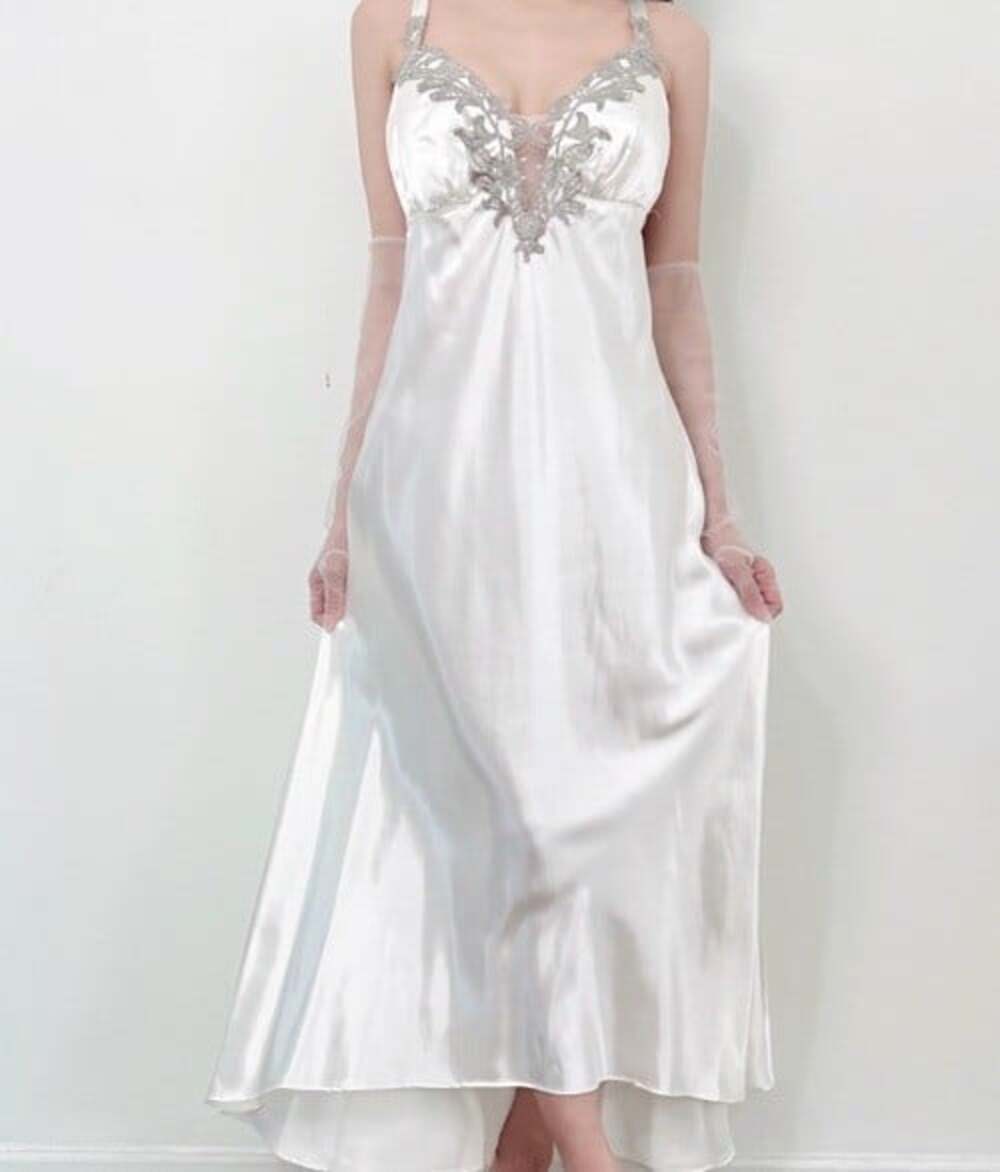 Flora Nikrooz White Bridal Embroidered Silver Floral Lace Satin Nightgown Gown M